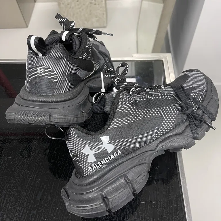 Balenciaga Shoe 